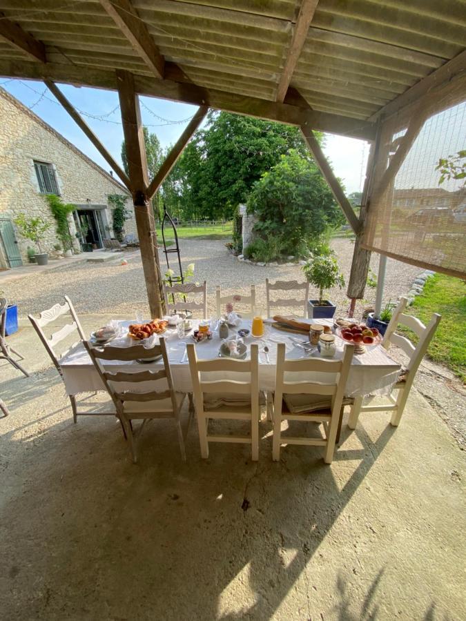Bed and Breakfast Figtrees Margueron Exterior foto